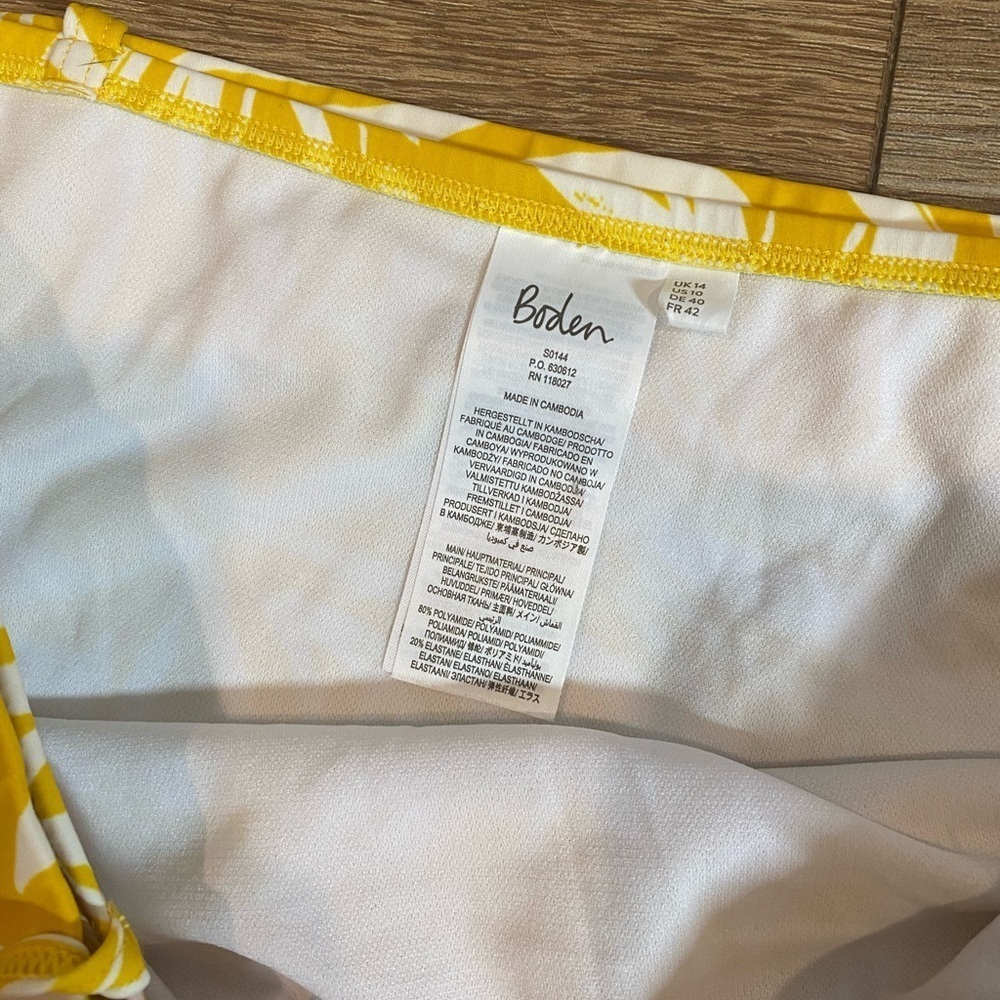 Boden Women's Belted tropical Bikini Bottoms high waisted - Picture 6 of 7